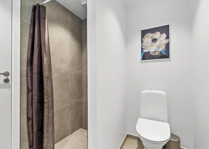 4 Bedroom Stunning In Vaeggerlose * Bøtø By